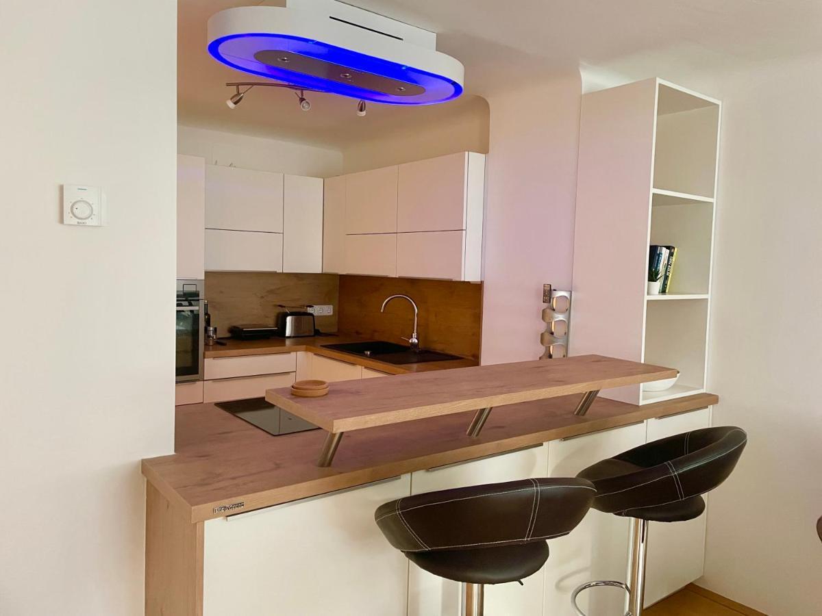 60 M2 Central Rooftop Apartment With Ac Bécs Kültér fotó